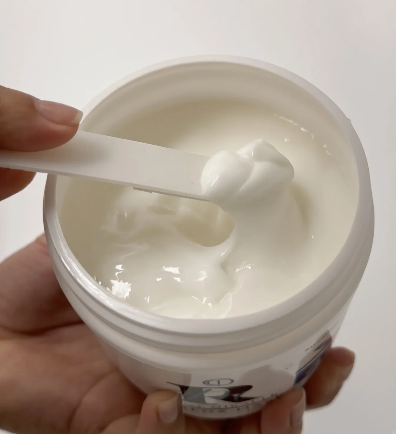 Root Miracle cream texture